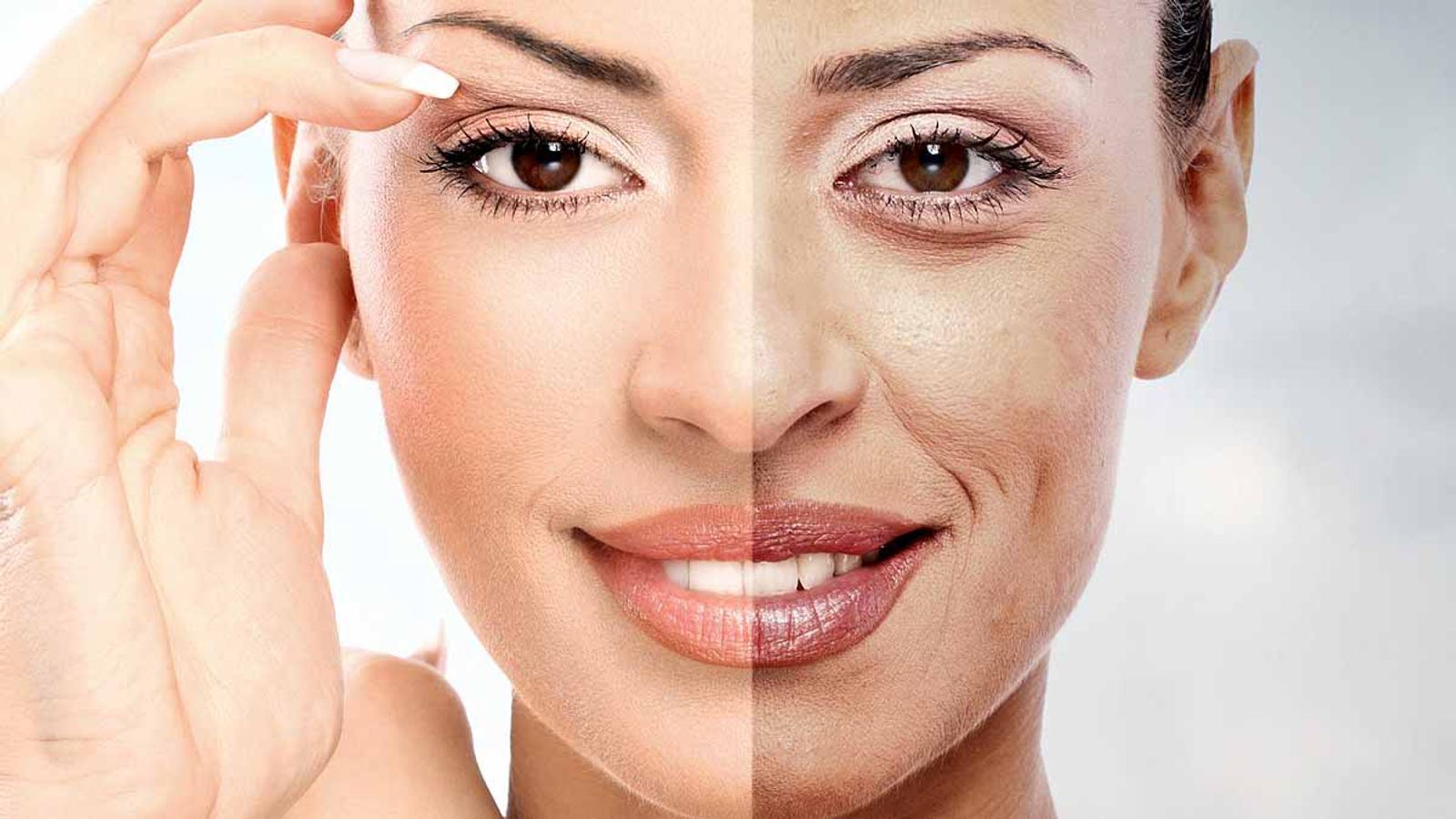 Televizorda porno tomosha qiladi va masturbatsiya qiladi Haqiqatan ham mast jinsiy aloqa