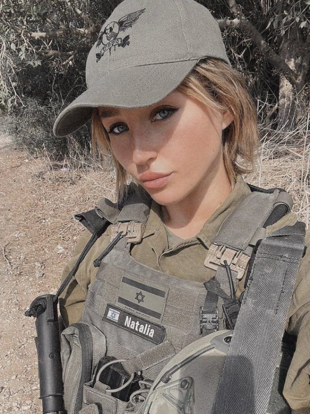 'Hamas को मिटाकर रहूंगी...' जंग के मैदान में उतरी इजरायल की एडल्ट स्टार