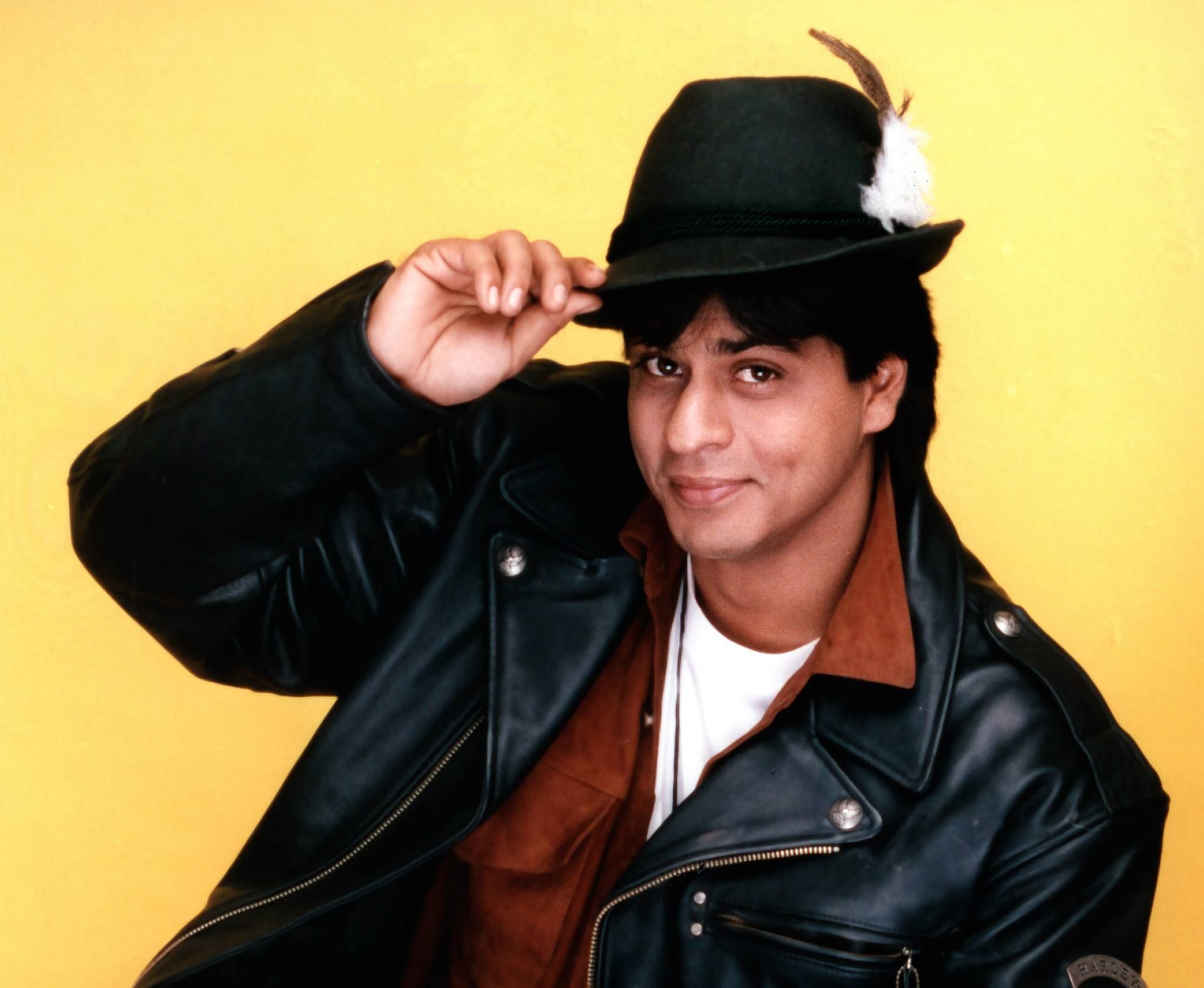Dilwale Dulhania Le Jayenge fb16