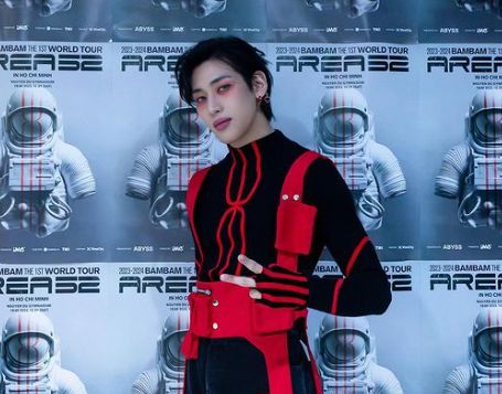 K-POP IDOLS WITH FOREIGN NATIONALITIES