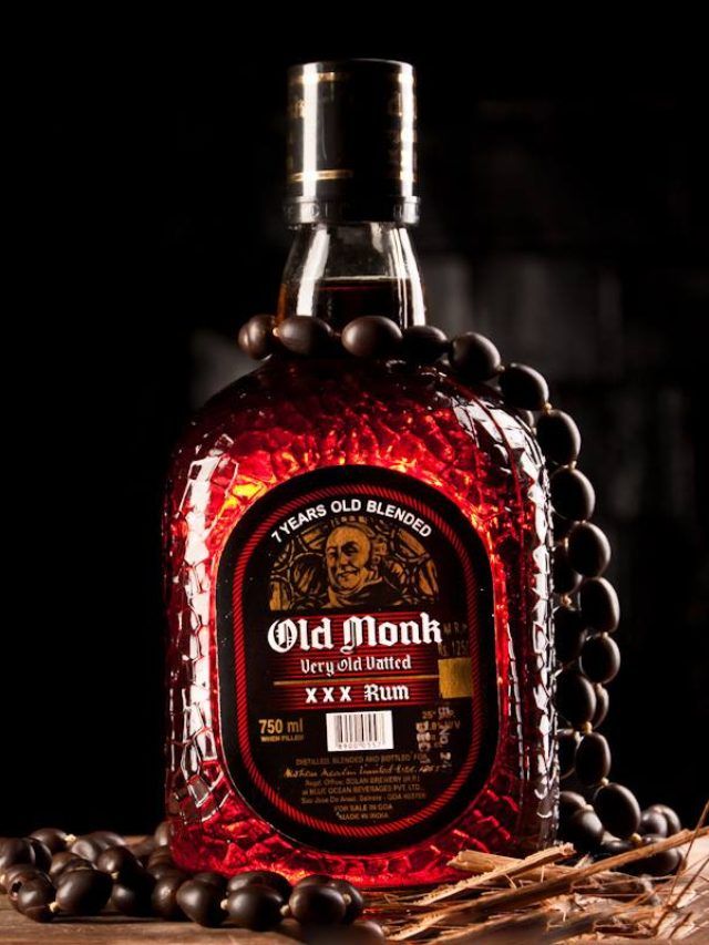 Dark Rum और White Rum में क्या अंतर है? जानिए कैसे बदलता है स्वाद एवं रंग