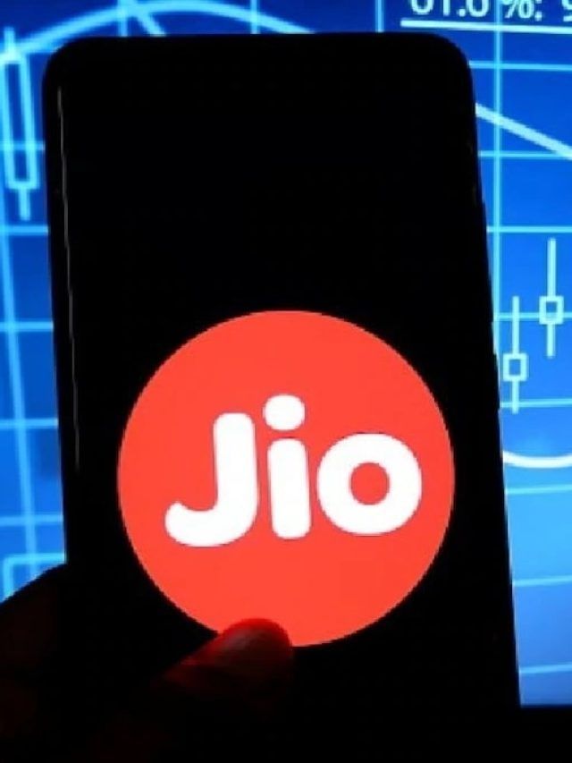 Jio का सस्ता रिचार्ज, डेली 4 रुपये के खर्च में मिलेगी कॉल, डेटा और बहुत कुछ