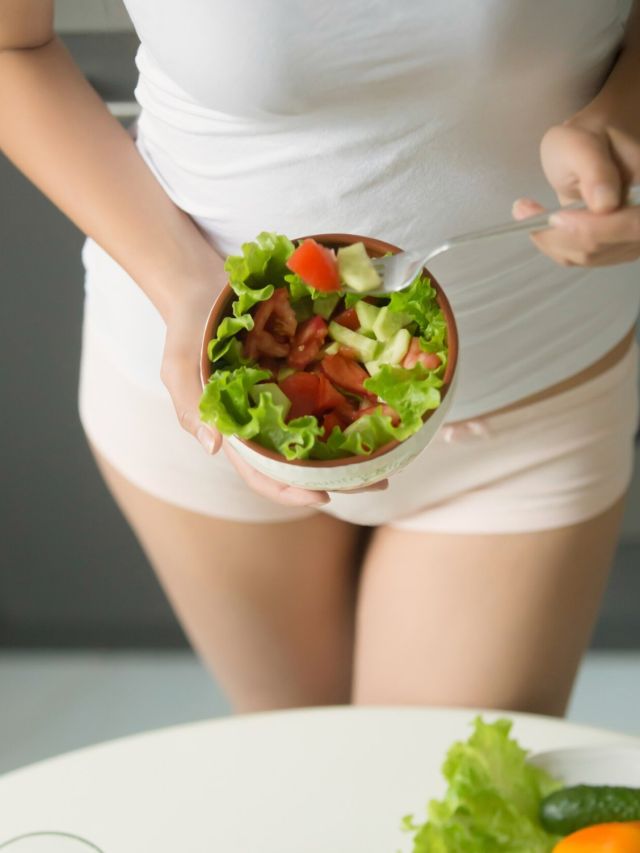 10 Superfoods That Will Rescue Your Skin from Winter Dryness