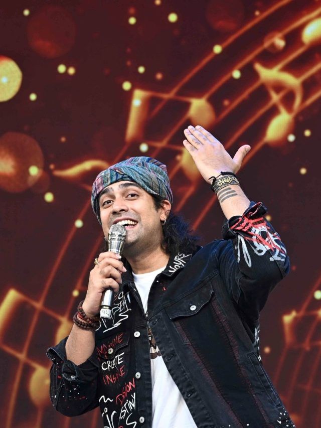 Jubin Nautiyal, Pawan Singh, Jasbir Jassi at Sahitya Aaj Tak 2023, Orhan Awatramani in Bigg Boss 17, Rohit Sharma's daughter wins hearts, Varun Dhawan and Sidharth Malhotra at Koffee With Karan