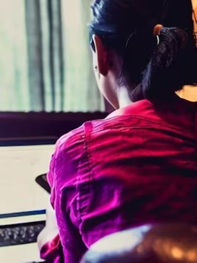 WhatsApp से रचा मायाजाल! एक फोटो और 2.5 लाख की ठगी, आप ना हो जाएं शिकार