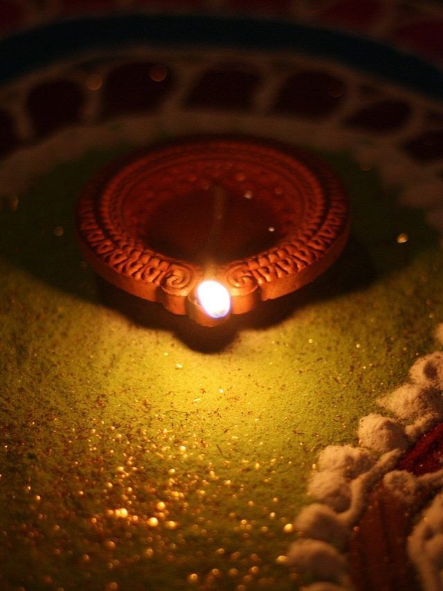 छोटी दिवाली आज, जानें आज किस समय जलेगा यम के नाम का दीया