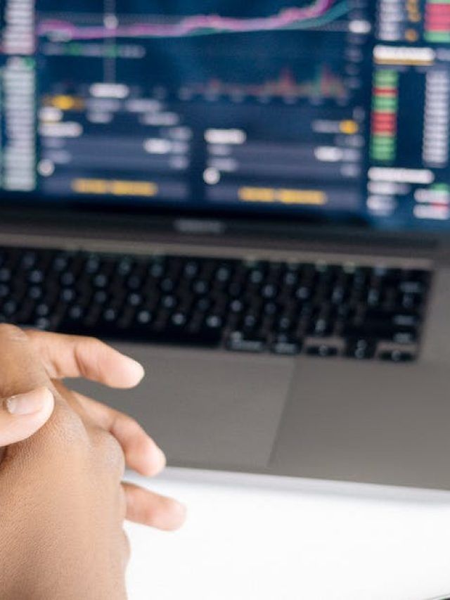 Stock recommendations for November 22, 2023: Garden Reach Shipbuilders, HCL Tech, HDFC Life and Airtel