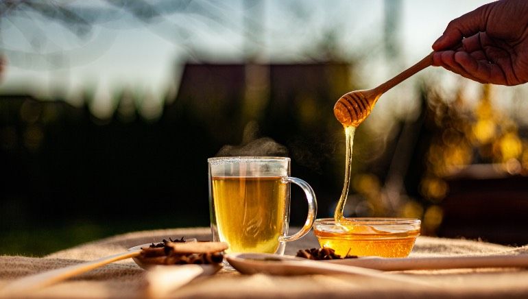 honey-with-hot-water