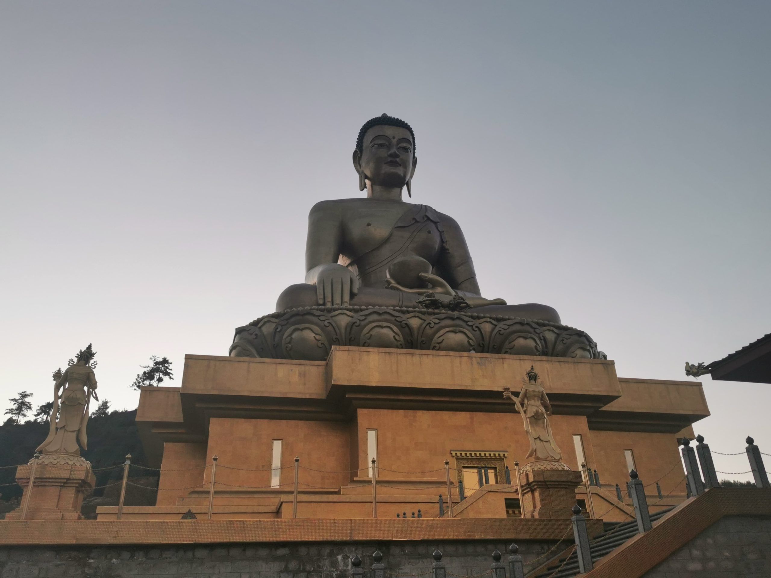 truly-bhutan-NBbfRWFoH-Y-unsplash