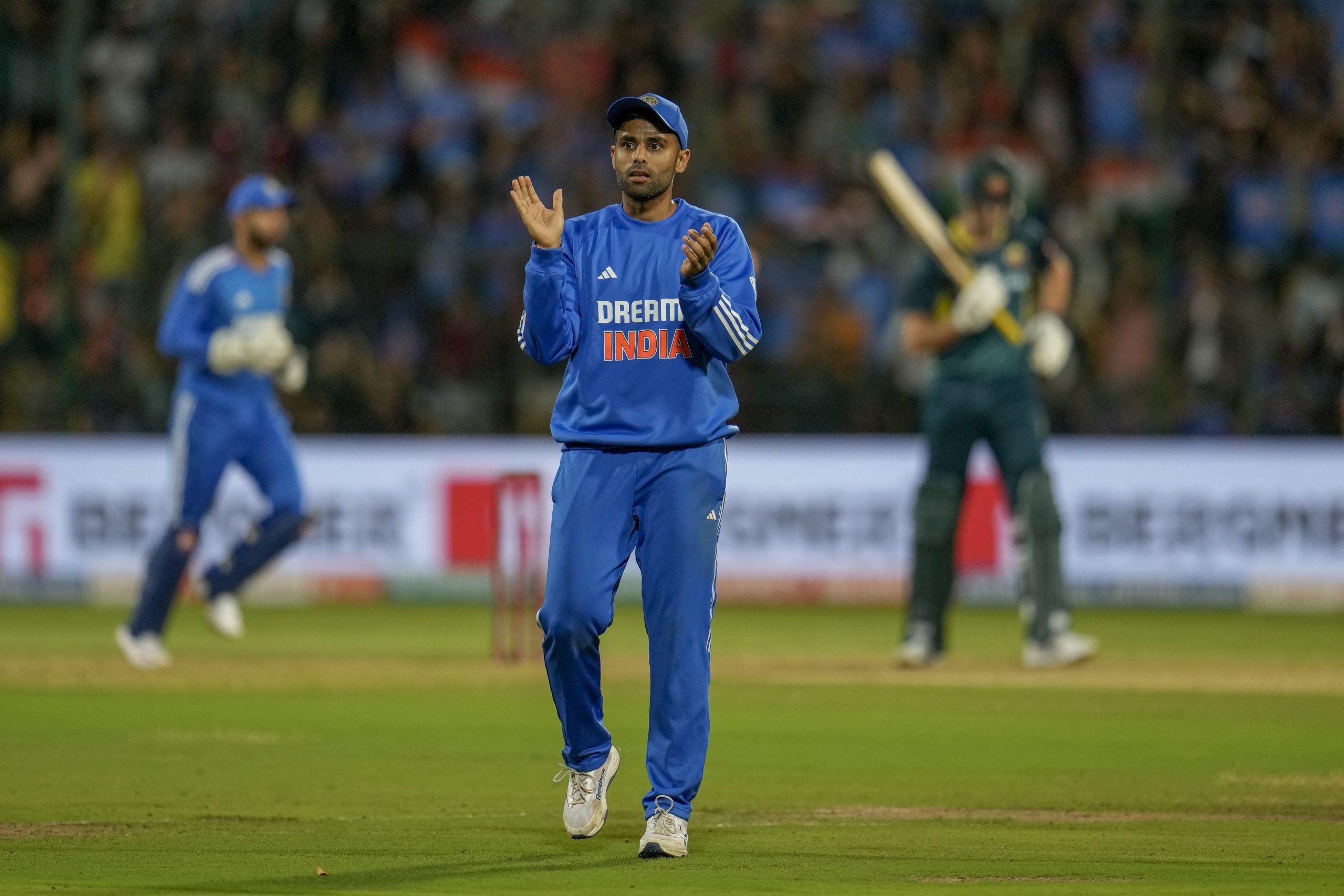 India_Australia_Cricket_23337599530444