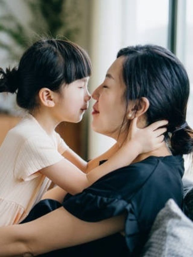 बच्चों के साथ मजबूत बनाना चाहते हैं अपना रिश्ता? तो इन बातों का रखें ख्याल