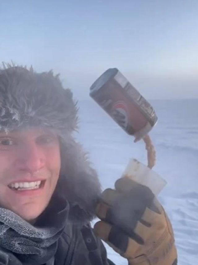 गिलास में निकालते ही बर्फ हो गई बीयर, यहां -64 डिग्री है तापमान, VIDEO