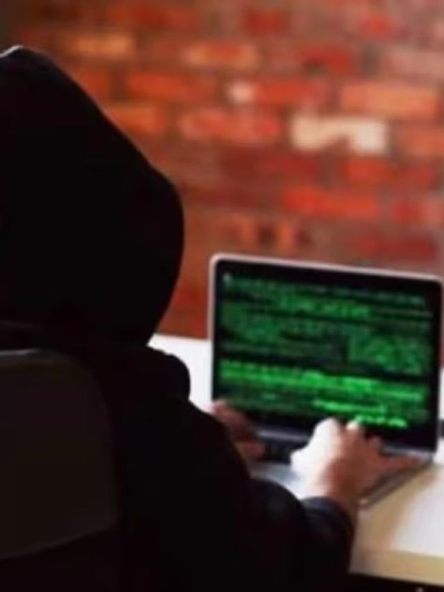 ना मांगा OTP, ना स्कैन किया QR Code, ऐसे उड़ा लिए 4.8 लाख