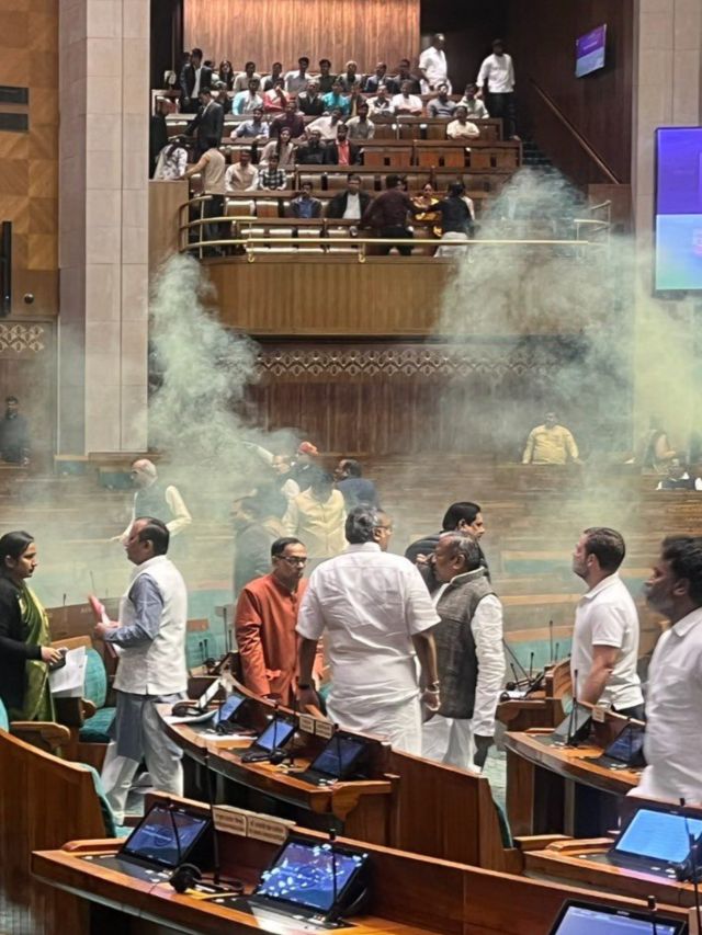 Parliament security breach: What are colour gas canisters that intruders used