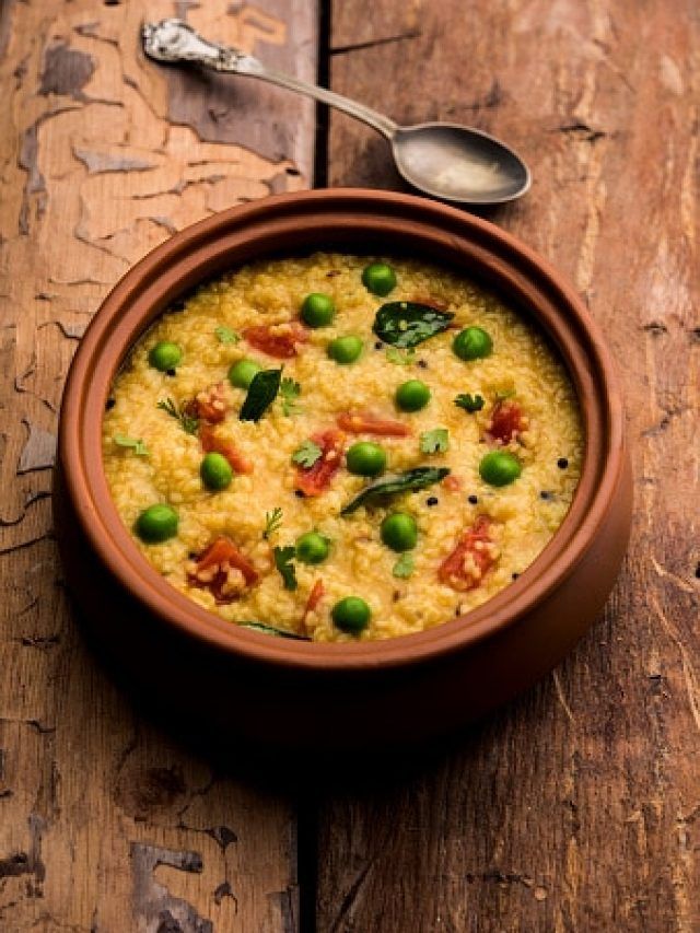 मटर डालकर इस तरह बनाएंगे तड़के वाला दलिया को स्वाद के हो जाएंगे फैन