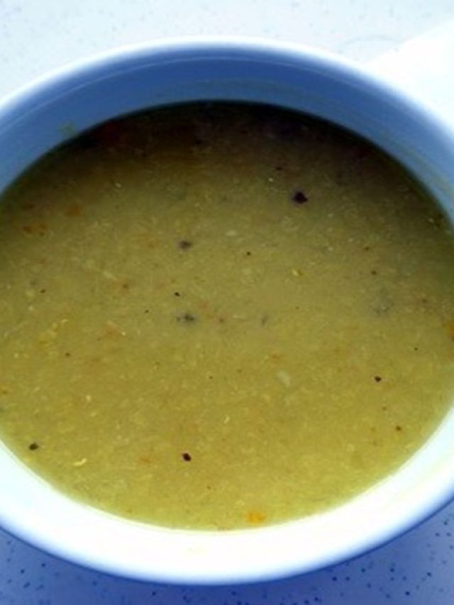 मूंग से बनाएं ये करिश्माई सूप, बुखार से लेकर अपच तक में मिलेगी राहत