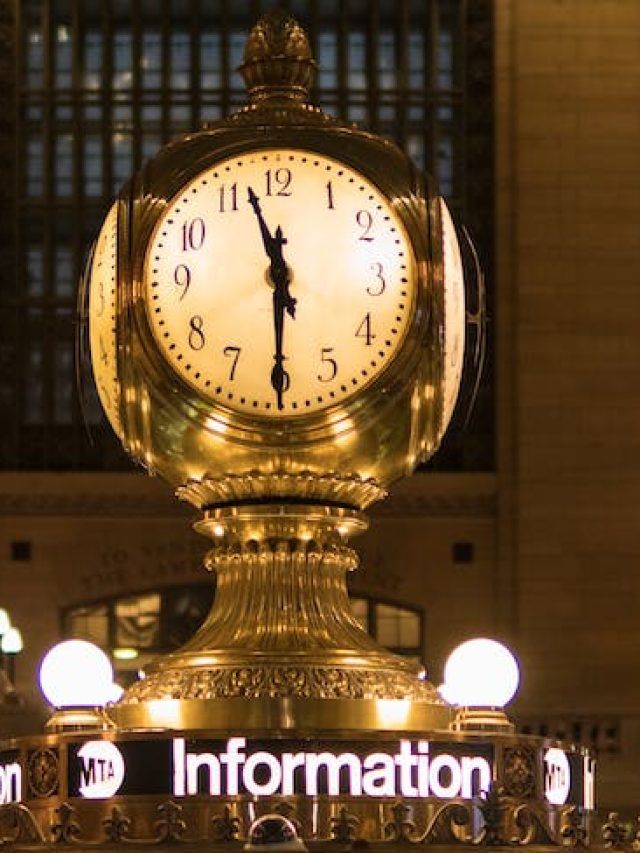 भविष्यवाणी! साल 2671 से आए Time Traveller ने बताया, दिसंबर में क्या क्या होगा