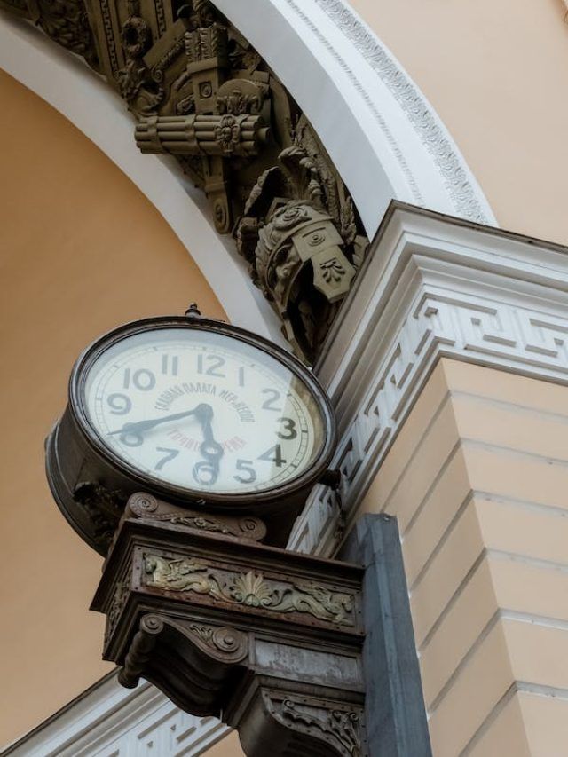 साल 2671 से लौटे Time Traveller का दावा! 6 महीने में मिलेगी ये खुशखबरी