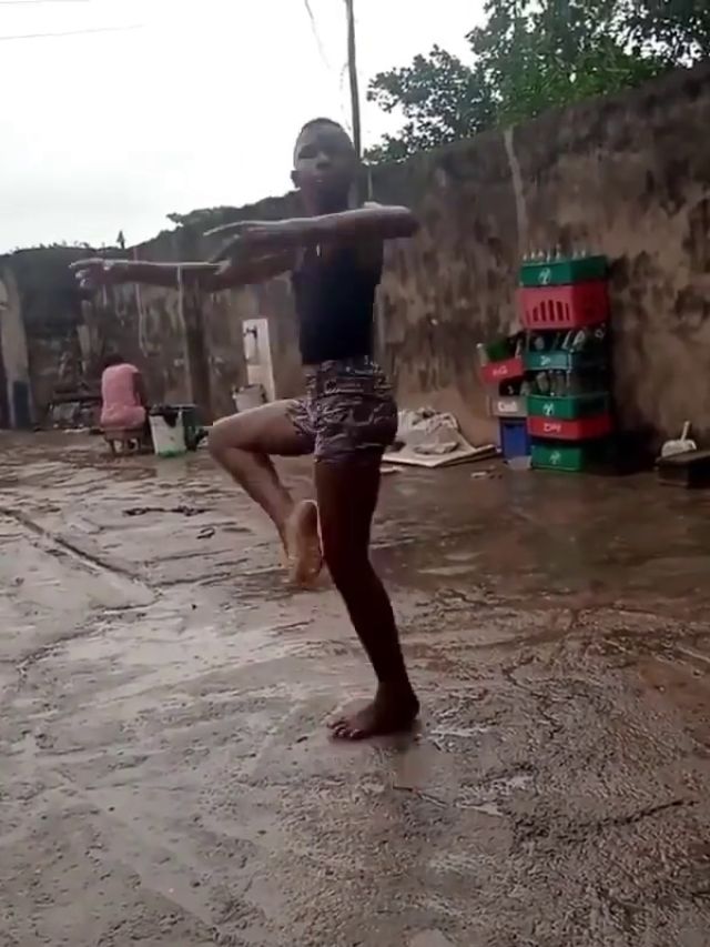 एक VIDEO ने कैसे बदली इस गरीब लड़के की तकदीर? बारिश में किया था डांस
