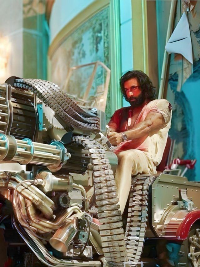 VFX नहीं 3 पहियों पर दौड़ता रियल 'ANIMAL' है...! देखें रणबीर की मशीनगन मोटरसाइकिल