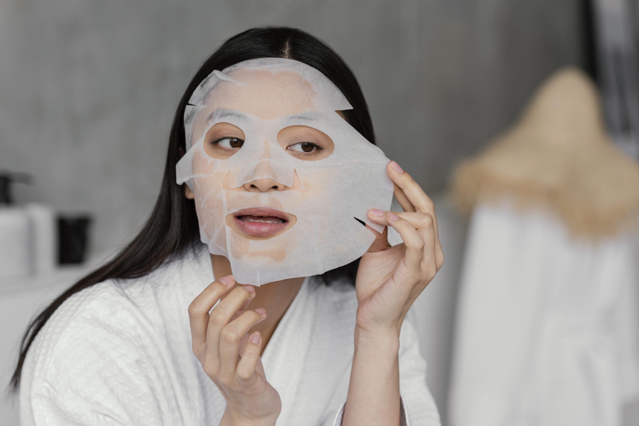 asian-woman-using-sheet-mask