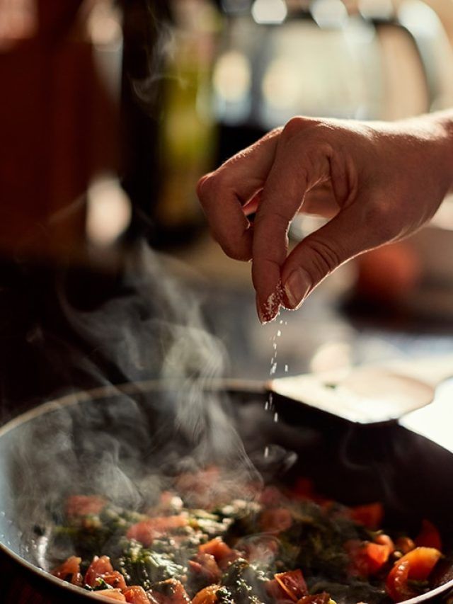 Top 7 nutritious foods to keep your brain healthy this winter