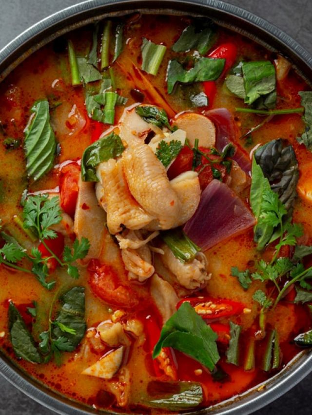 हड्डियां और मसल्स दोनों होंगी मजबूत, चिकन सूप पीने से मिलेंगे ये लाभ