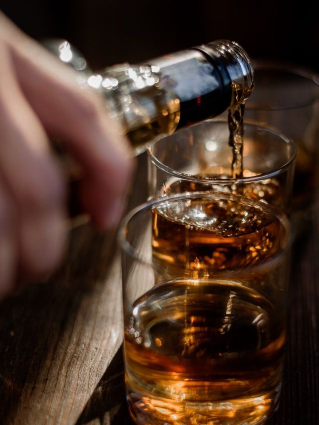 Why do you get hangover after drinking alcohol and can you prevent it?