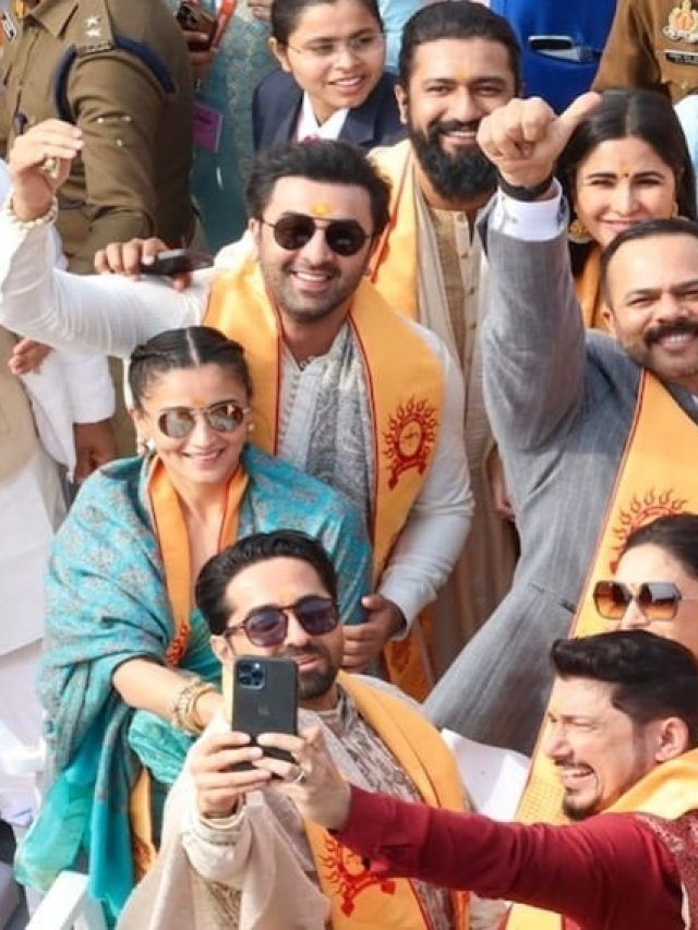 अयोध्या में आयुष्मान खुराना ने ली सितारों संग सेल्फी, कितने का है ये फोन?