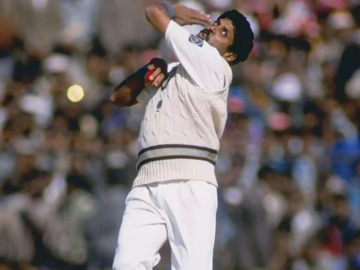 kapil dev fast bowling 77012674