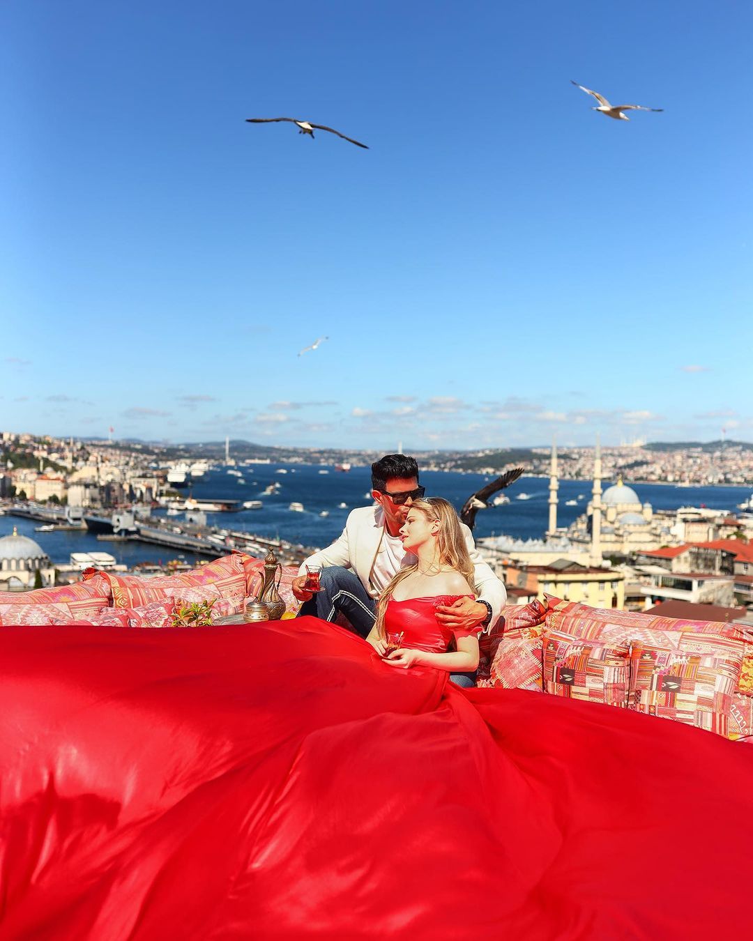 दुबई में आलीशान लाइफ जी रहा एक्टर, 26 साल छोटी गर्लफ्रेंड से की दूसरी शादी,  पीछे पड़े ट्रोल्स - 47 year old sahil khan will marry third time with 21  year old