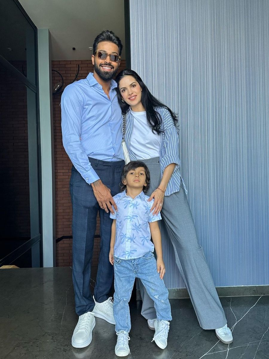 Love is in the air: Cricketers celebrate V-day