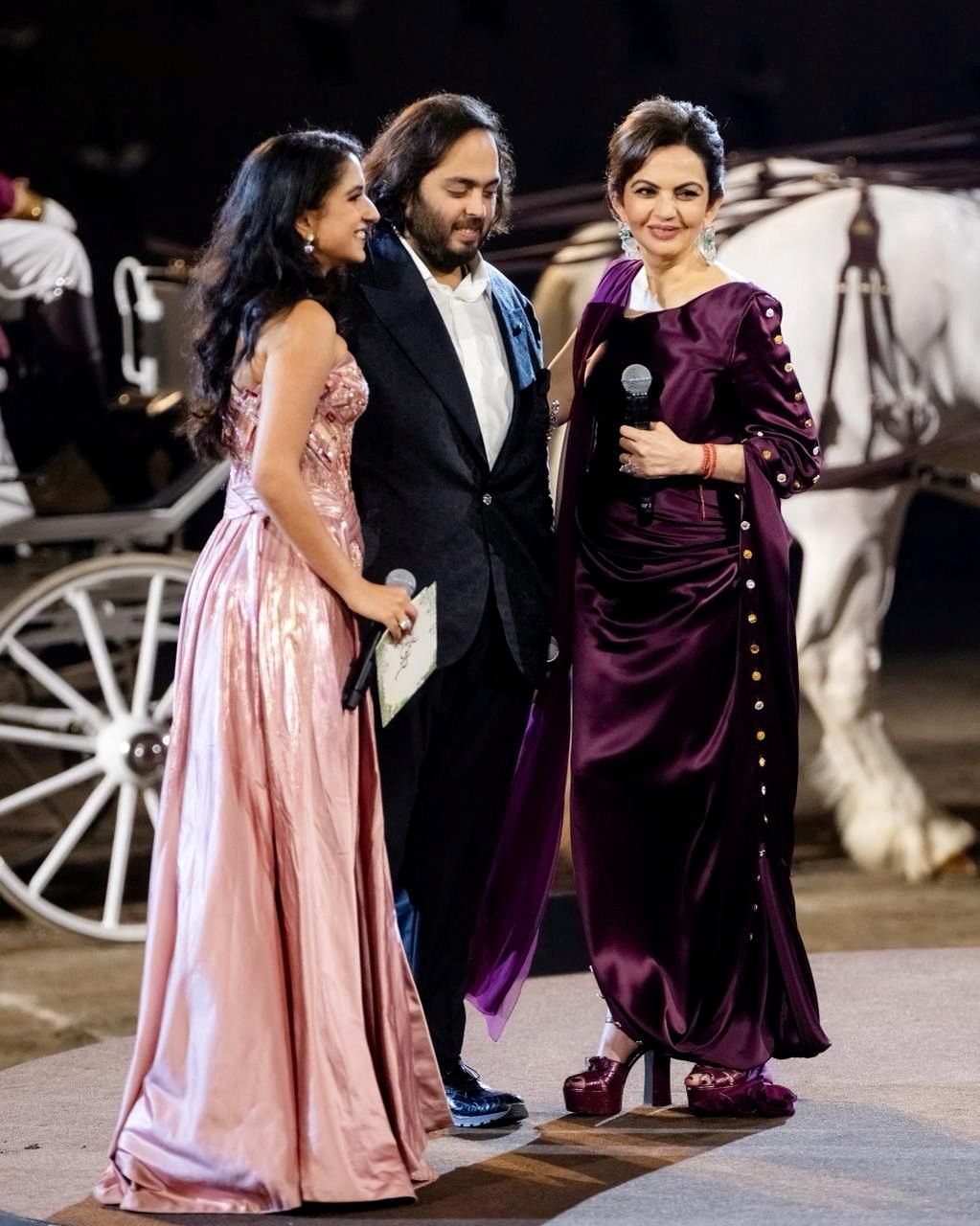 2024-03-02T064234Z_90099819_RC2ID6AYB20G_RTRMADP_3_INDIA-AMBANI-MARRIAGE