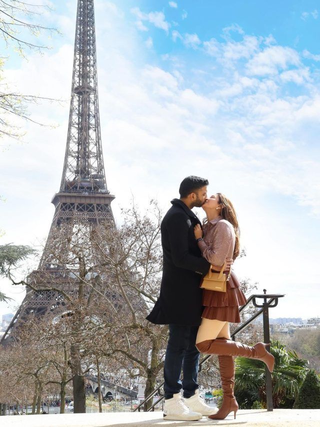 शादी के 4 महीने बाद हनीमून पर मशहूर एक्ट्रेस, पति संग हुई रोमांटिक, किया Liplock