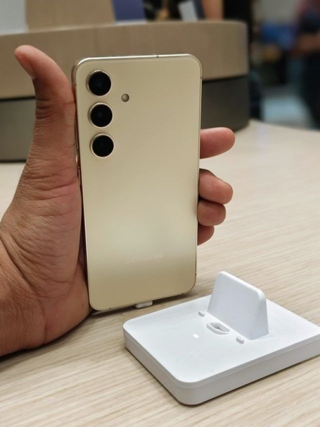 Amazon पर शुरू हुई Holi Sale, सस्ते में मिल रहे कई दमदार स्मार्टफोन्स