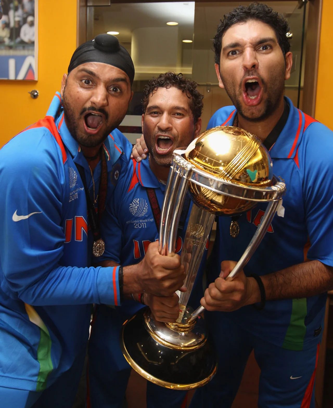 harbhajan sachin Yuvi 1