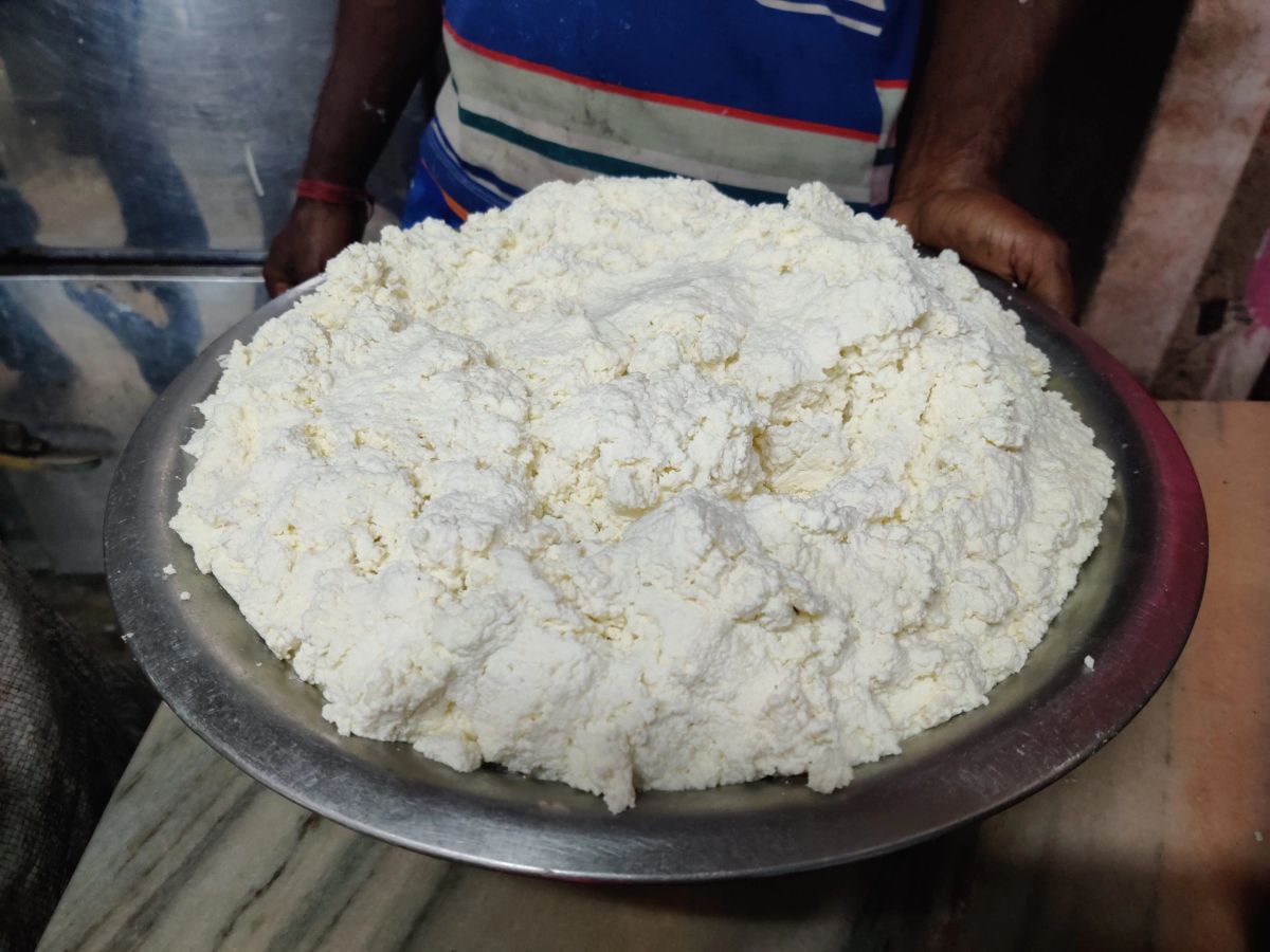 जानलेवा है नकली मावा,होली पर गुजिया बनाने से पहले ऐसे करें मिलावट की जांच - Tips to know duplicate and adulterated mawa used for making gujhiya making in holi 2024 nakli aur