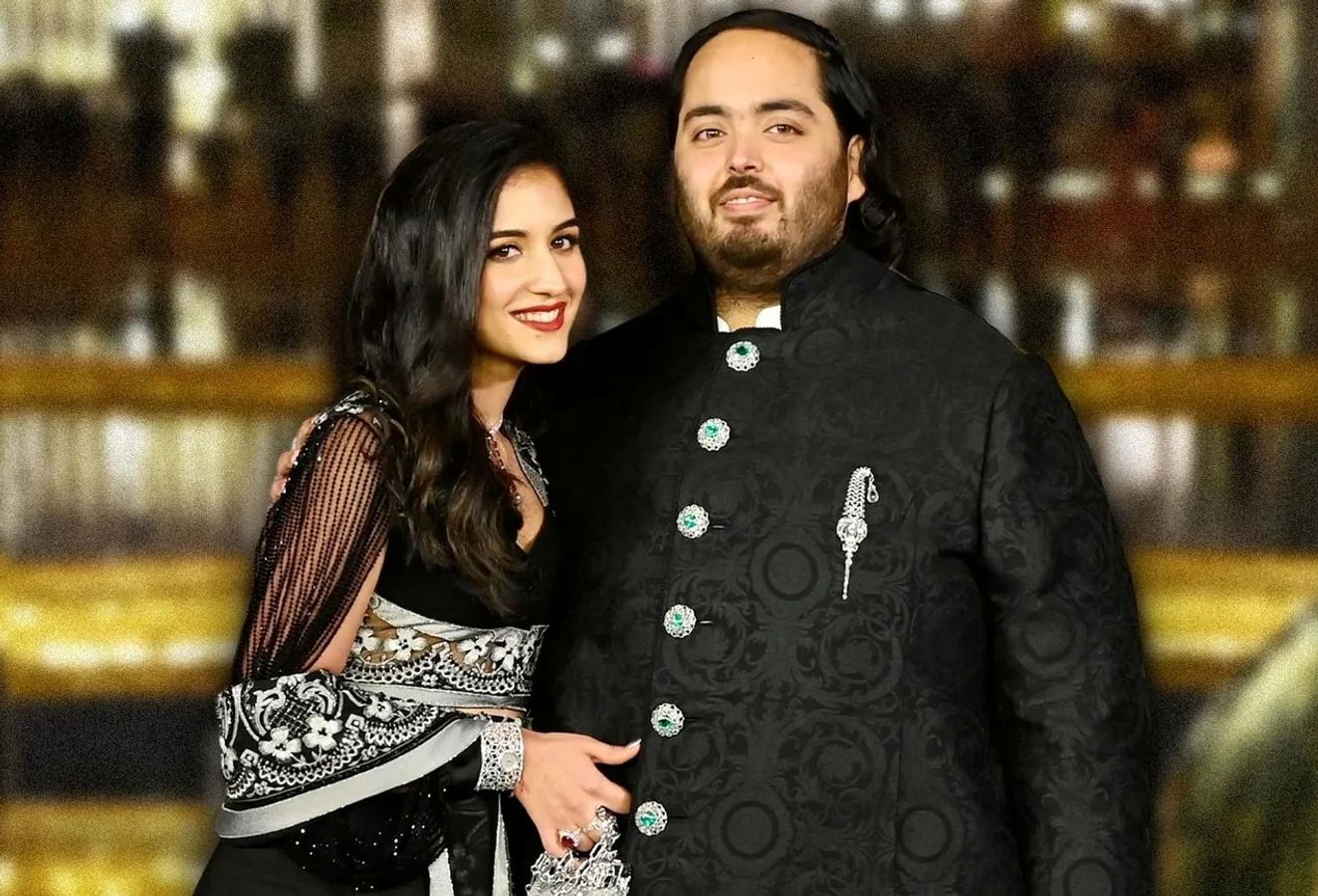 अनंत-राधिका की शादी: ग्रैंड होगा संगीत का फंक्शन, बॉलीवुड सितारे मचाएंगे धूम - Anant ambani radhika merchant wedding preparation begun sangeet celebrations to have western and hindi songs ...