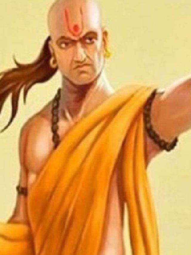 স্ত্রীর এই ৩ গুণ থাকলেই পুরুষরা ভাগ্যবান হন, বলেছেন চাণক্য