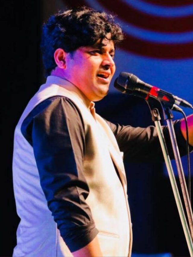 जो किस्मत में नहीं है उसको मांगे जा रहा हूं मैं... इमरान प्रतापगढ़ी की लव पोएट्री