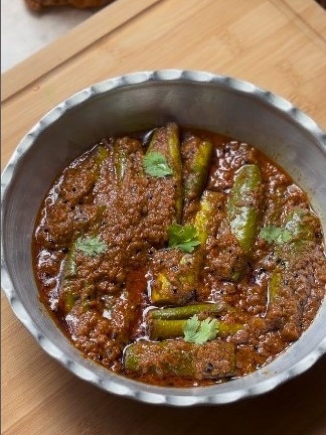 চিংড়ি বাটার সঙ্গে পটলের রোম্যান্স, পাতে পড়লে জিভের নোলা বাড়বে দ্বিগুণ