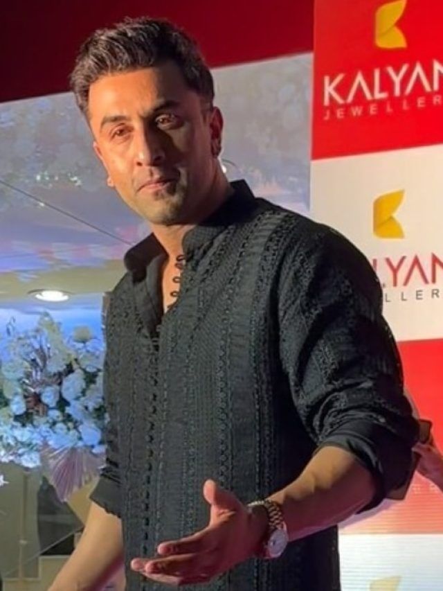 रणबीर का फिसला पैर, गिरते गिरते बचे, बीच इवेंट पैप्स के मुंह से गाली सुन हुए शॉक्ड