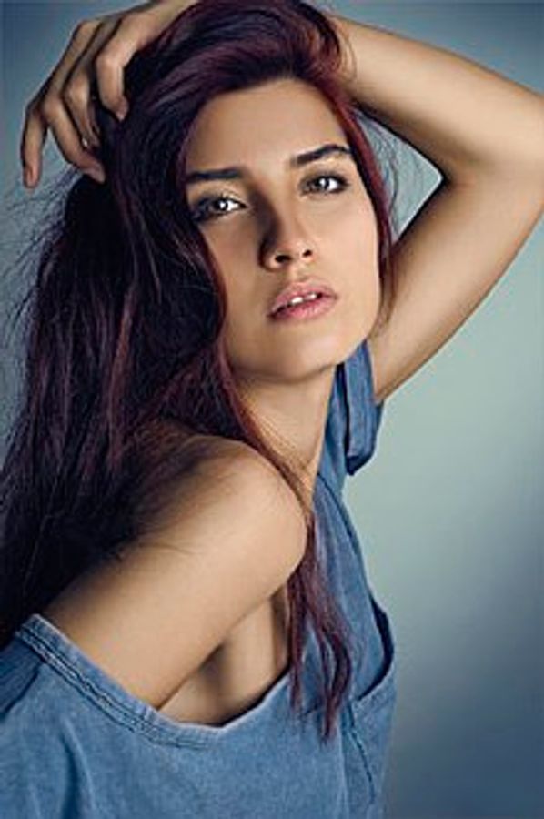 Shafqatsiz BDSM guruh jinsiy aloqa Osiyolik beka boglash