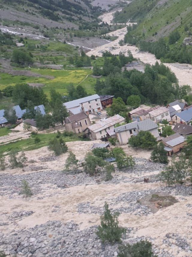 एल्प्स के पहाड़ों पर केदारनाथ जैसा हादसा... सामने आया ग्लेशियल लेक टूटने का Video