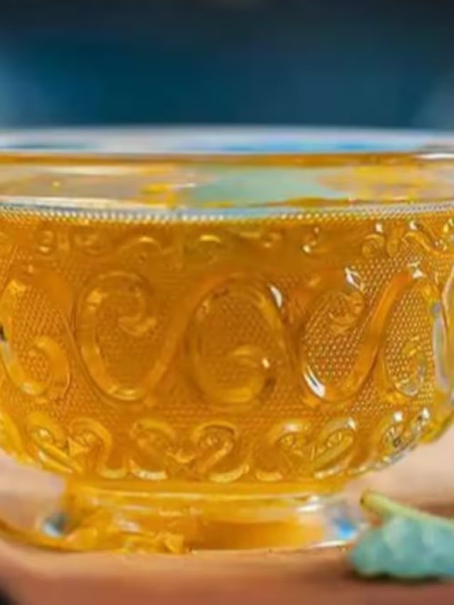 30 हो जाएगी 40 की मोटी कमर, रोज खाली पेट पिएं इस पीले मसाले का पानी