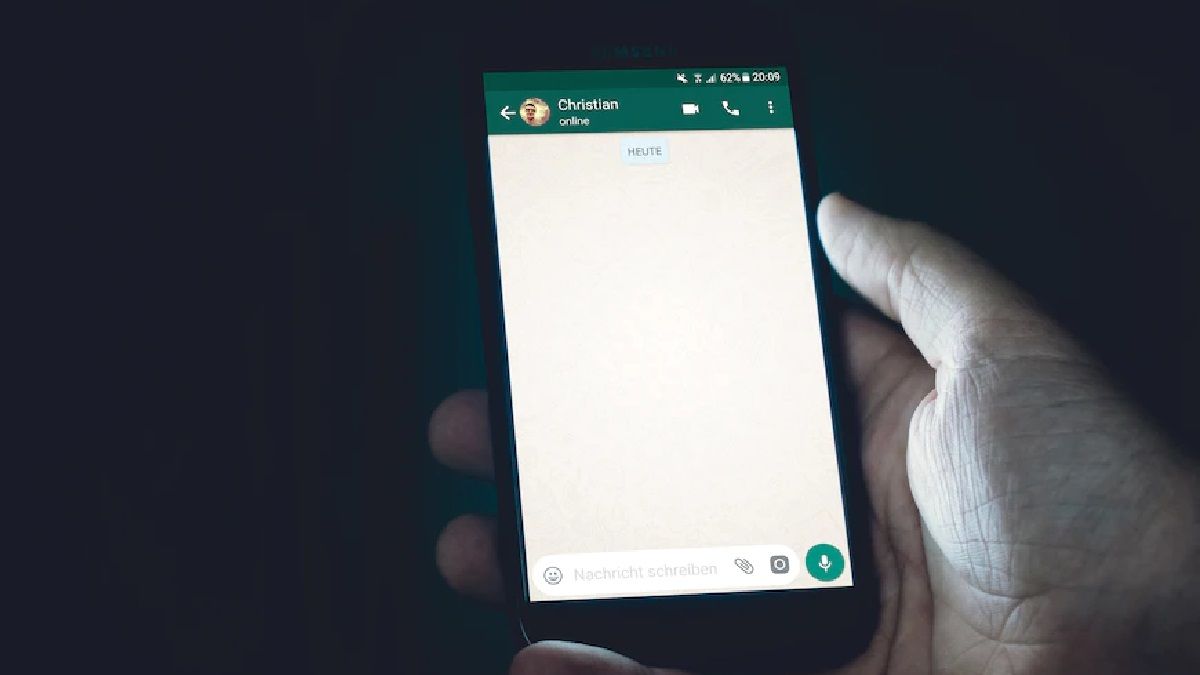 whatsApp DP unsplash