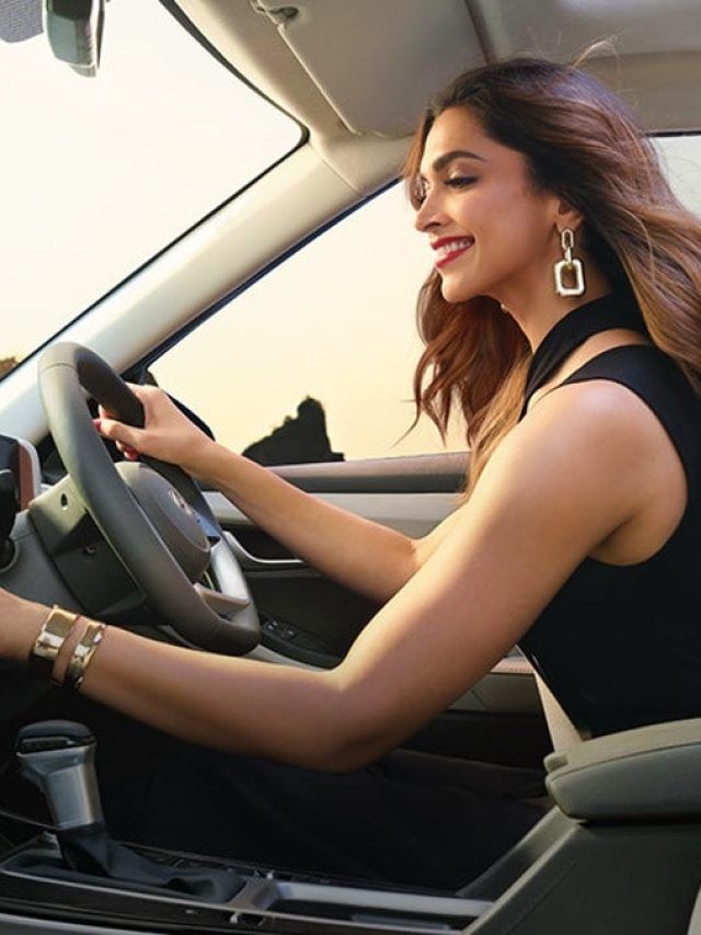 हो गया बड़ा उलटफेर! PUNCH, Swift सब पीछे, लोगों ने जमकर खरीदी ये कार