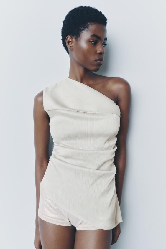 Asymmetrical drape tops to add a chic edge