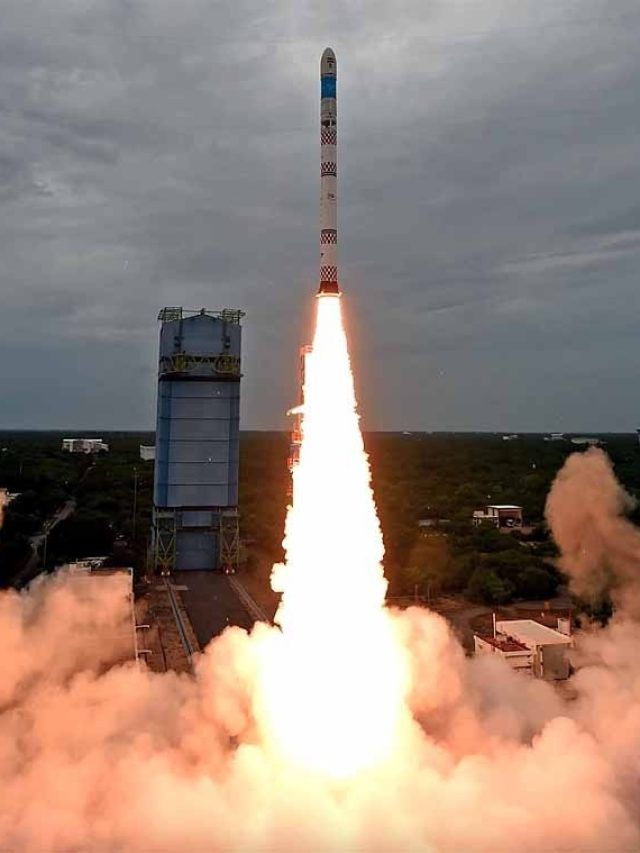 ISRO जल्द लॉन्च करेगा EOS-8 सैटेलाइट! दुनिया को देगा आपदाओं का अलर्ट...