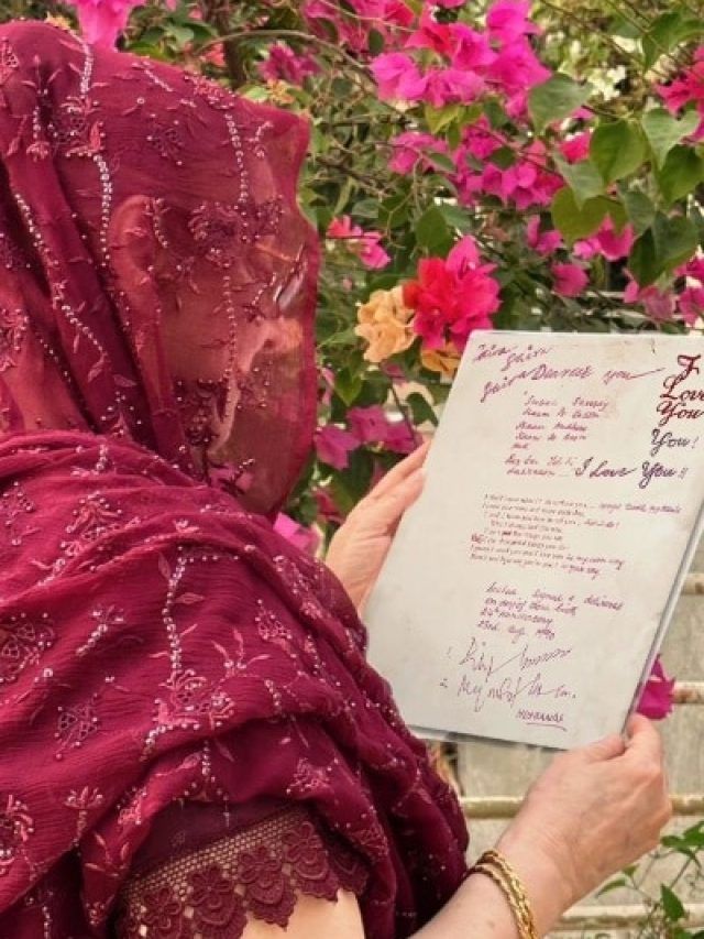 80 वर्ष की हुई ये खूबसूरत एक्ट्रेस, नीले सूट में दोस्तों संग बिखेरा जलवा